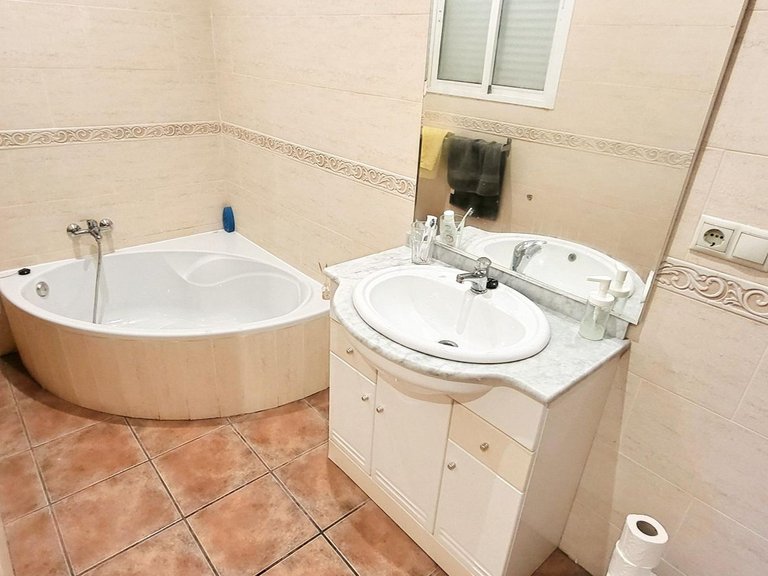 Villa for Sale in La Romana, Alicante 48
