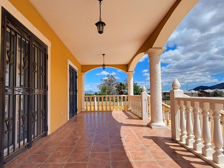 Villa for Sale in La Romana, Alicante 7