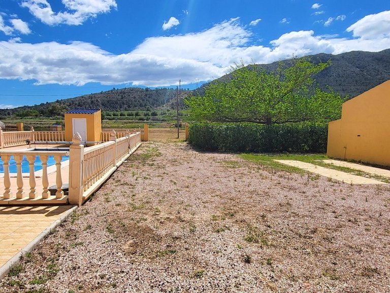 Villa for Sale in La Romana, Alicante 21