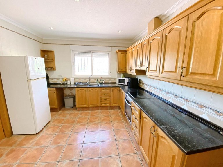 Villa for Sale in La Romana, Alicante 27