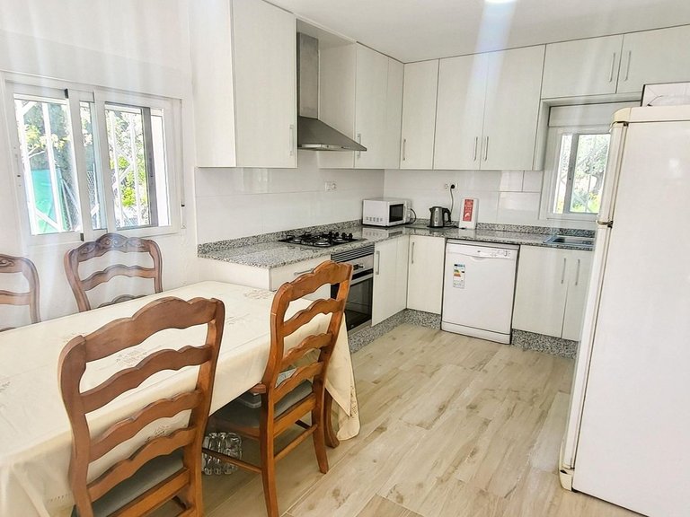 Villa for Sale in La Romana, Alicante 10