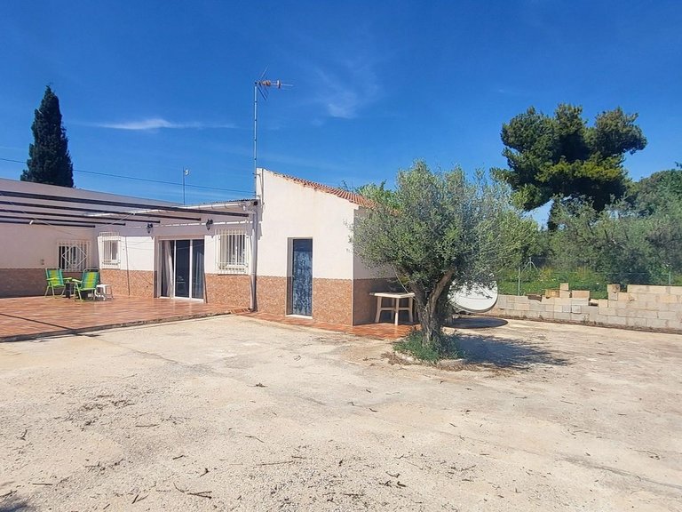 Villa for Sale in La Romana, Alicante 40