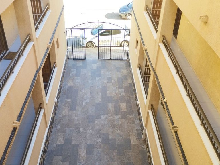 Apartment for Sale in Torrevieja, Alicante 20