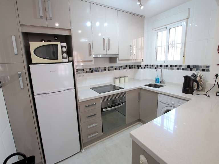 Town House for Sale in Cabo Roig, Alicante, 13