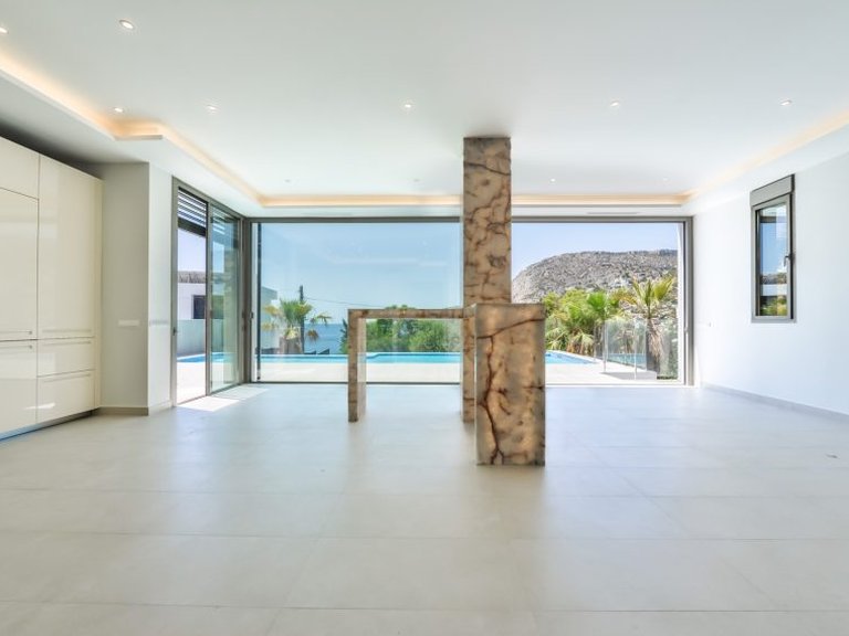 Villa for Sale in Costa Blanca Calpe, Alicante 11