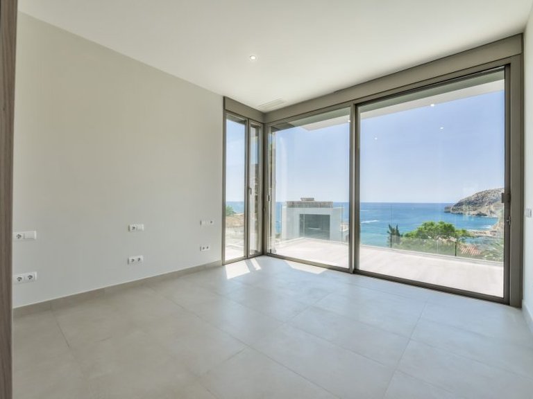 Villa for Sale in Costa Blanca Calpe, Alicante 32