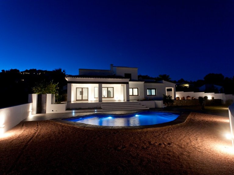 Villa for Sale in Costa Blanca Moraira, Alicante 27