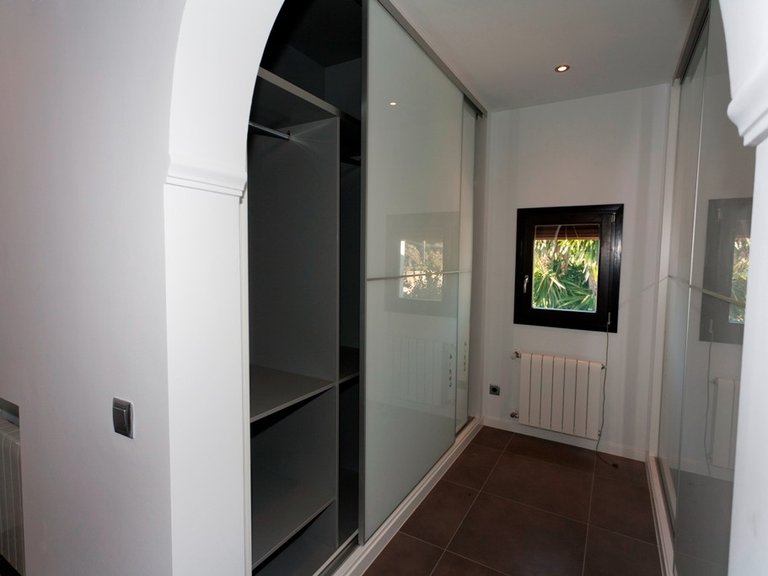Villa for Sale in Costa Blanca Moraira, Alicante 16