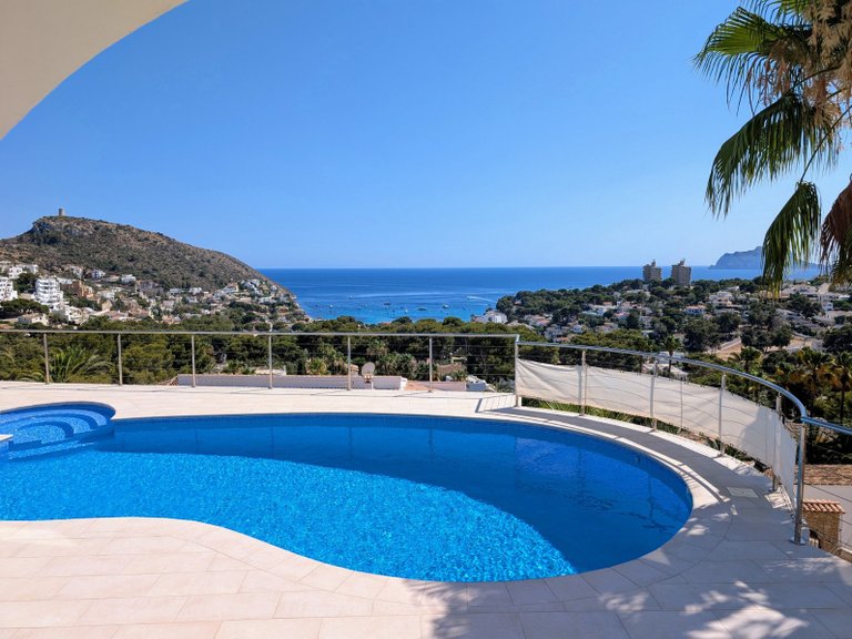 Villa for Sale in Costa Blanca Moraira, Alicante 31