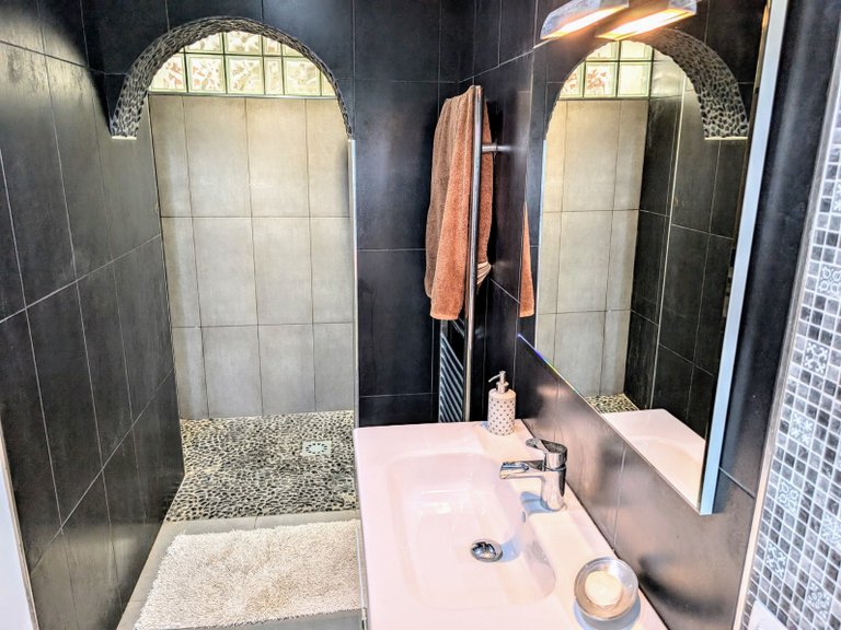 Villa for Sale in Costa Blanca Moraira, Alicante 35