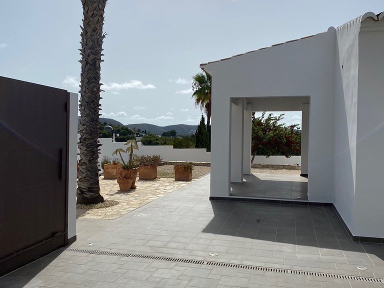Villa for Sale in Costa Blanca Moraira, Alicante 36