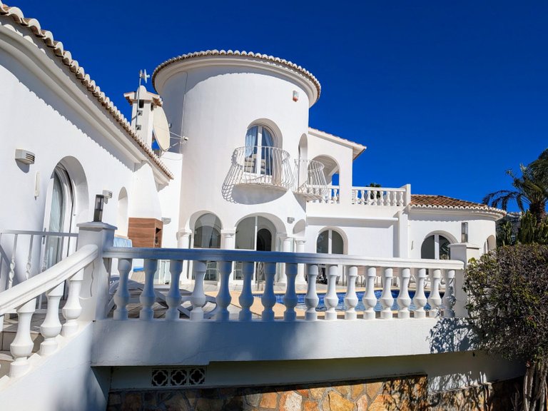 Villa for Sale in Costa Blanca Moraira, Alicante 48