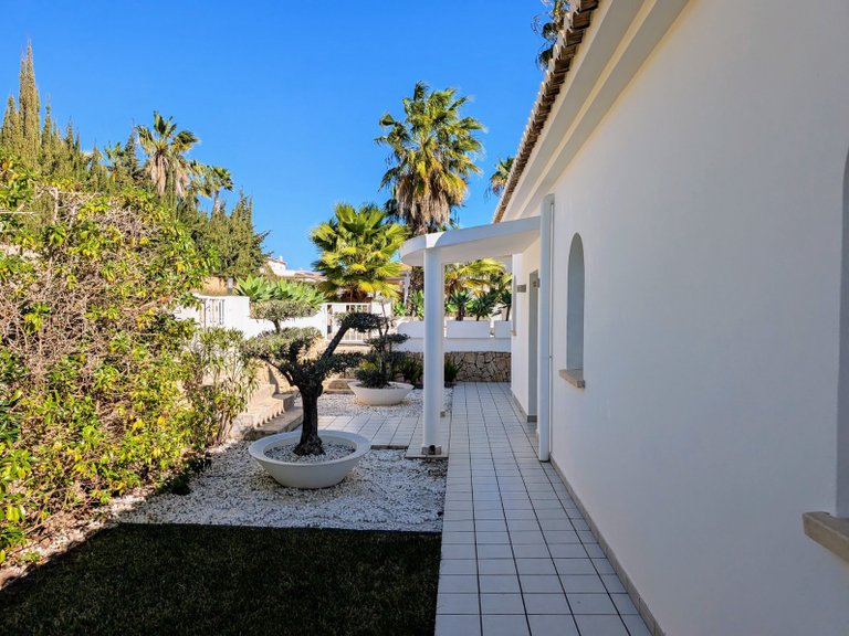 Villa for Sale in Costa Blanca Moraira, Alicante 50