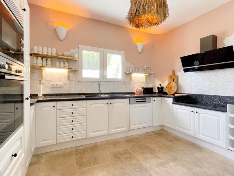 Villa for Sale in Costa Blanca Moraira, Alicante 12