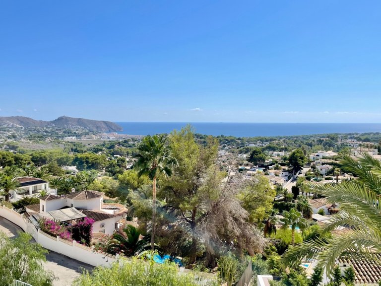 Villa for Sale in Costa Blanca Moraira, Alicante 42