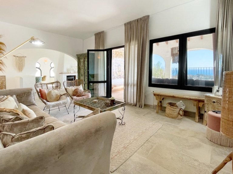 Villa for Sale in Costa Blanca Moraira, Alicante 17