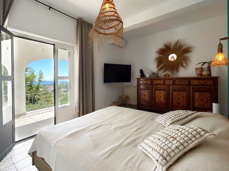 Villa for Sale in Costa Blanca Moraira, Alicante 31