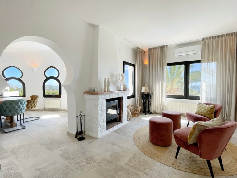 Villa for Sale in Costa Blanca Moraira, Alicante 5