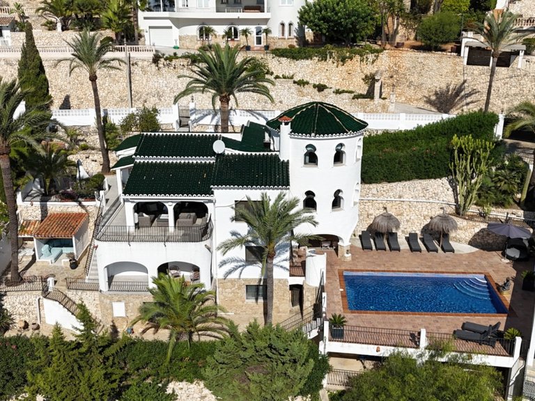 Villa for Sale in Costa Blanca Moraira, Alicante 46