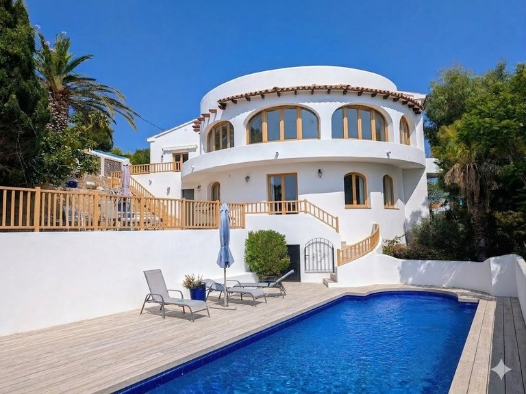 Villa for Sale in Costa Blanca Moraira, Alicante 2