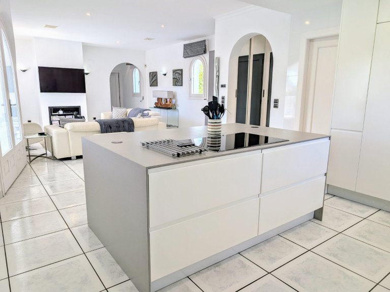Villa for Sale in Costa Blanca Moraira, Alicante 6