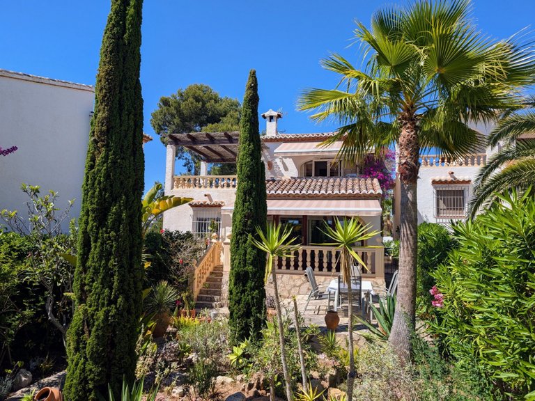 Villa for Sale in Costa Blanca Moraira, Alicante 1