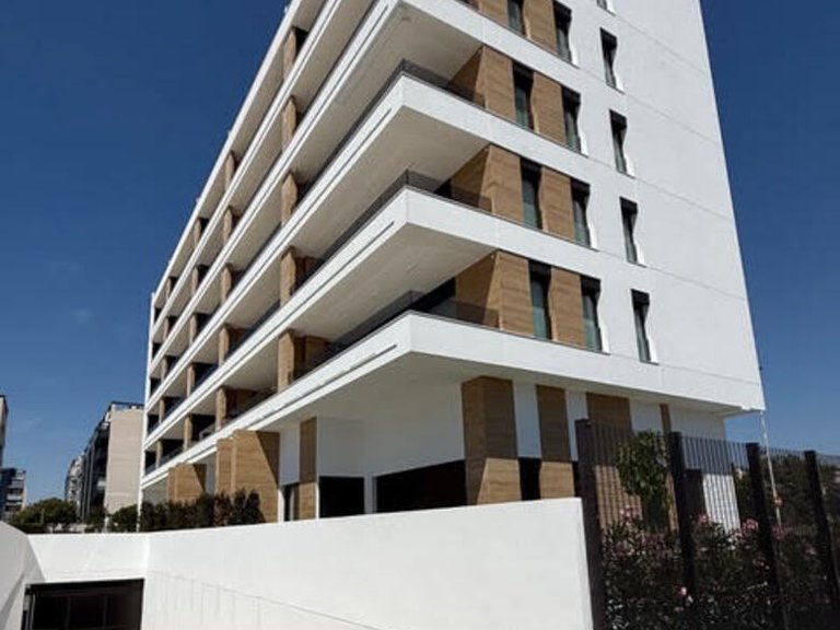 Apartment for Sale in Costa Blanca Villajoyosa, Alicante 4