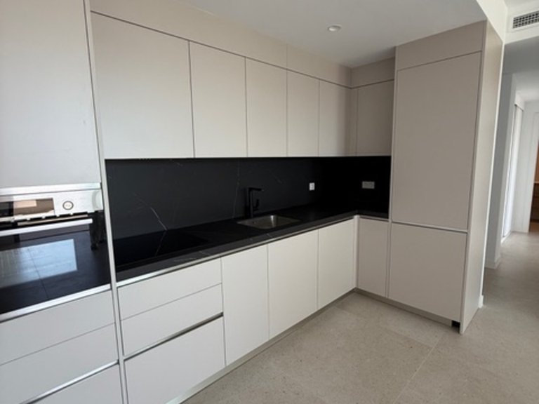 Penthouse for Sale in Costa Blanca Villajoyosa, Alicante 7