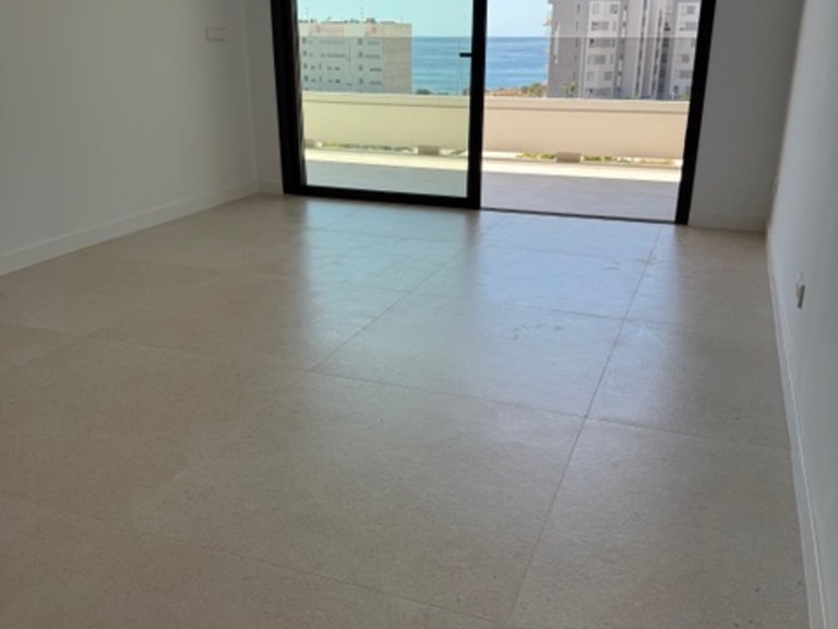 Penthouse for Sale in Costa Blanca Villajoyosa, Alicante 12