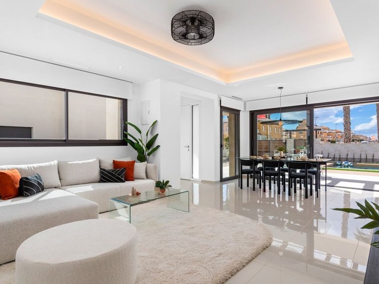 Villa for Sale in Costa Blanca Ciudad Quesada, Alicante 6