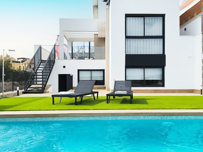Villa for Sale in Inland Algorfa, Alicante 2