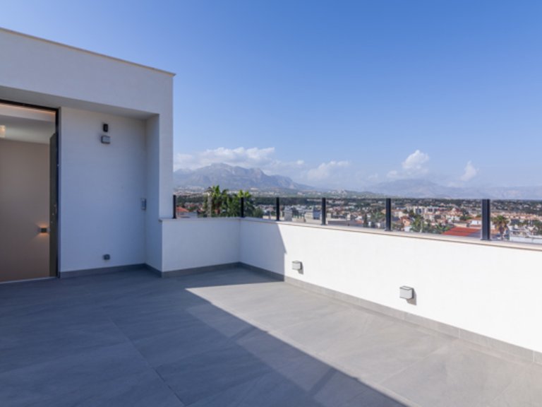 Villa for Sale in Costa Blanca Albir, Alicante 24