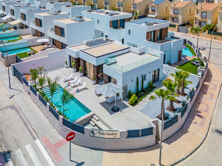 Villa for Sale in El Amerador, El Campello, Alicante 3