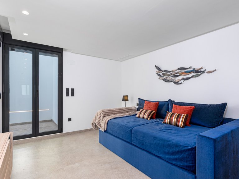 Villa for Sale in El Amerador, El Campello, Alicante 30