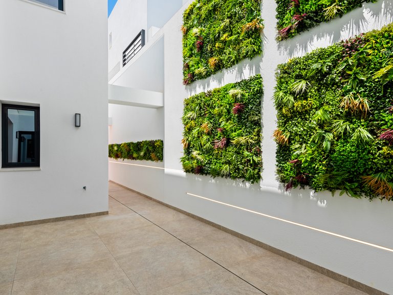 Villa for Sale in El Amerador, El Campello, Alicante 39