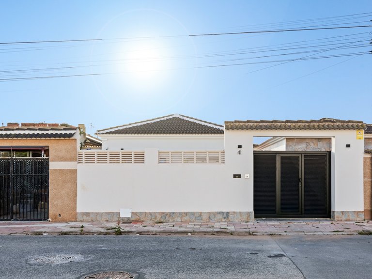 Villa for Sale in El Chaparral, Torrevieja, Alicante 28