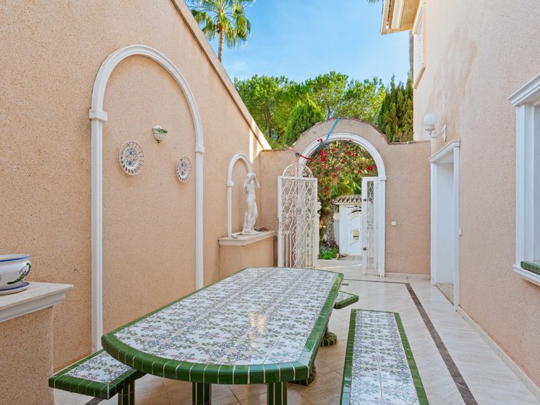 Villa for Sale in Doña Pepa, Ciudad Quesada, Alicante 17