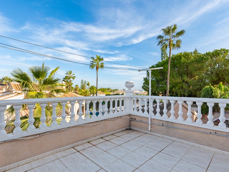 Villa for Sale in Doña Pepa, Ciudad Quesada, Alicante 45