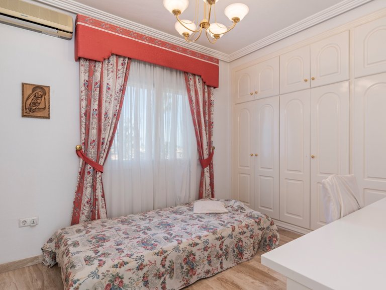 Villa for Sale in Doña Pepa, Ciudad Quesada, Alicante 34