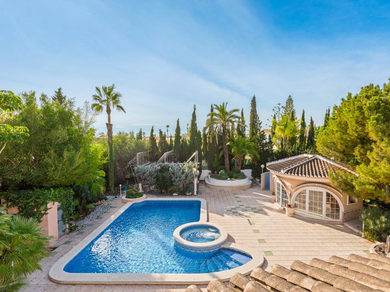Villa for Sale in Doña Pepa, Ciudad Quesada, Alicante 48