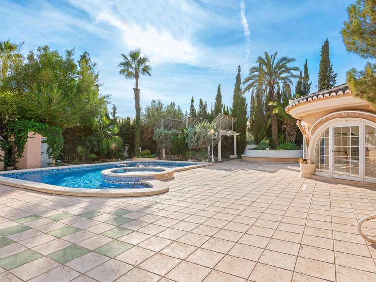 Villa for Sale in Doña Pepa, Ciudad Quesada, Alicante 5