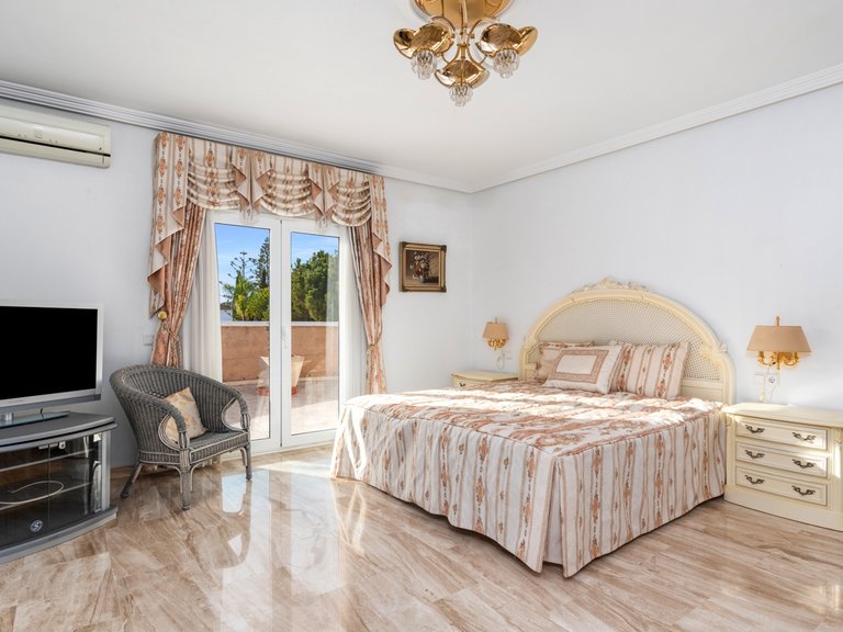 Villa for Sale in Doña Pepa, Ciudad Quesada, Alicante 29