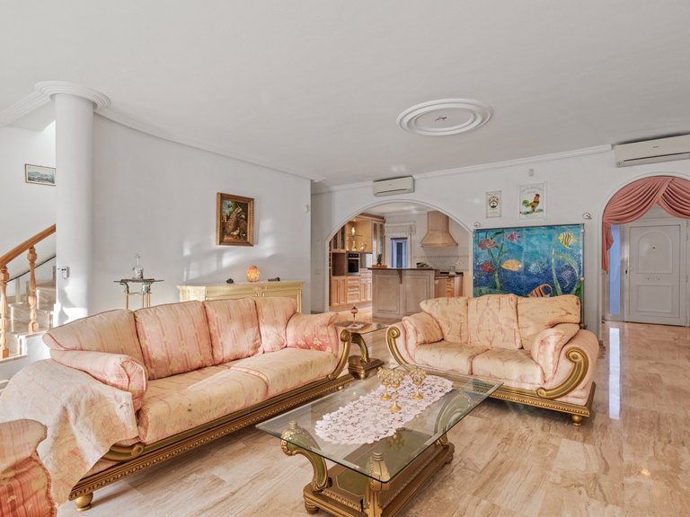 Villa for Sale in Doña Pepa, Ciudad Quesada, Alicante 8
