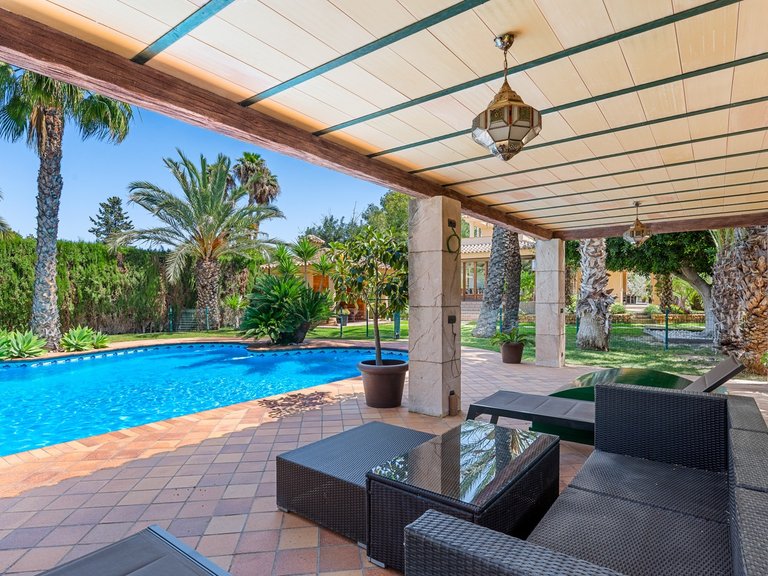 Villa for Sale in Elche/Elx, Elche, Alicante 48