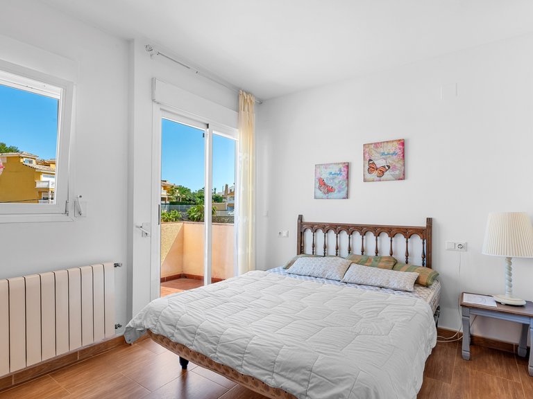 Villa for Sale in Alfas Del Pi, Alicante 21