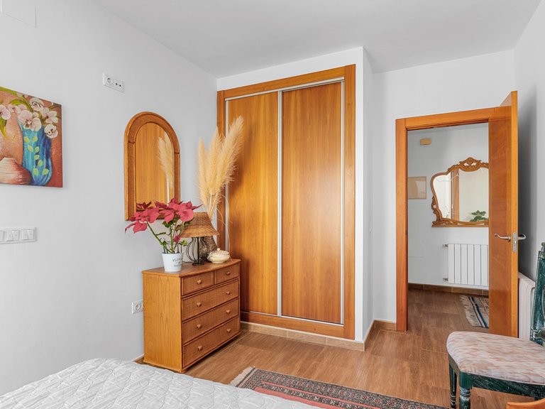Villa for Sale in Alfas Del Pi, Alicante 12