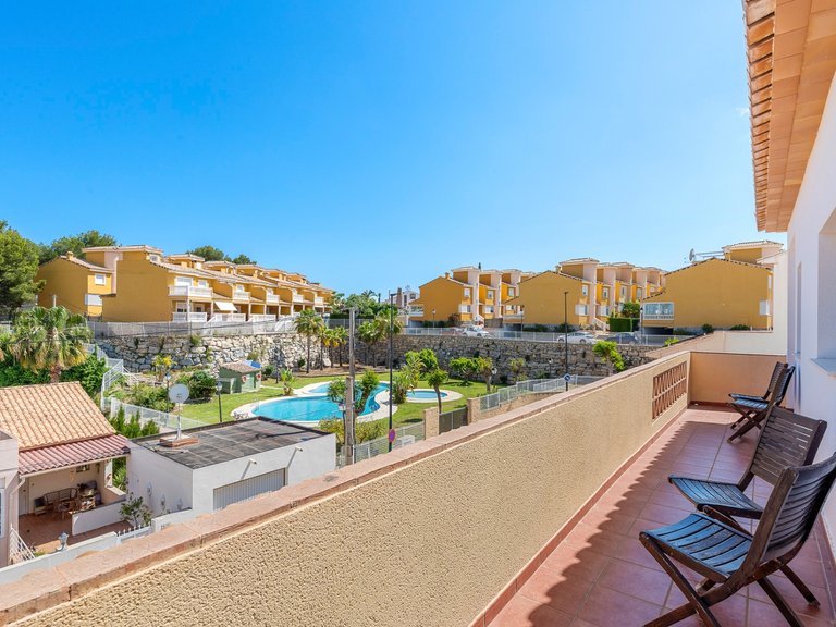 Villa for Sale in Alfas Del Pi, Alicante 10