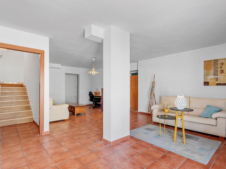 Villa for Sale in Alfas Del Pi, Alicante 26