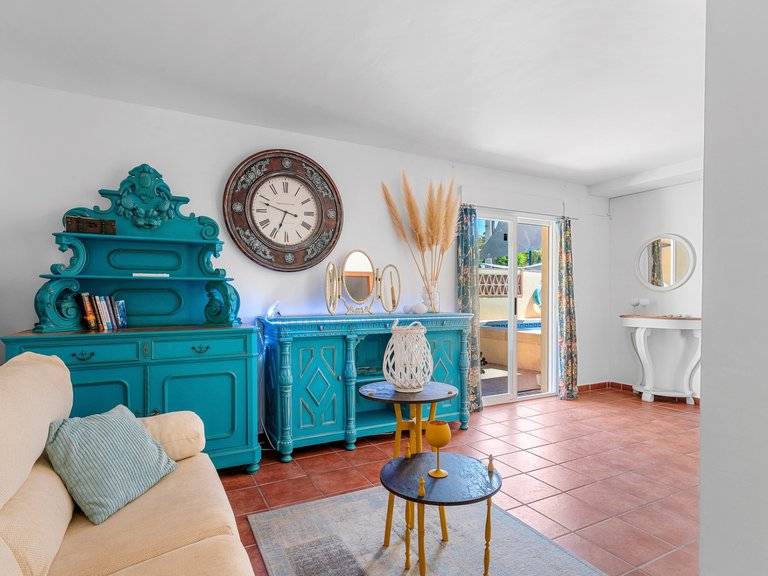 Villa for Sale in Alfas Del Pi, Alicante 28