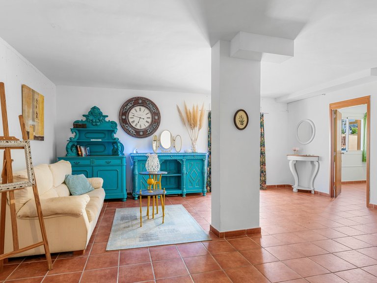 Villa for Sale in Alfas Del Pi, Alicante 27